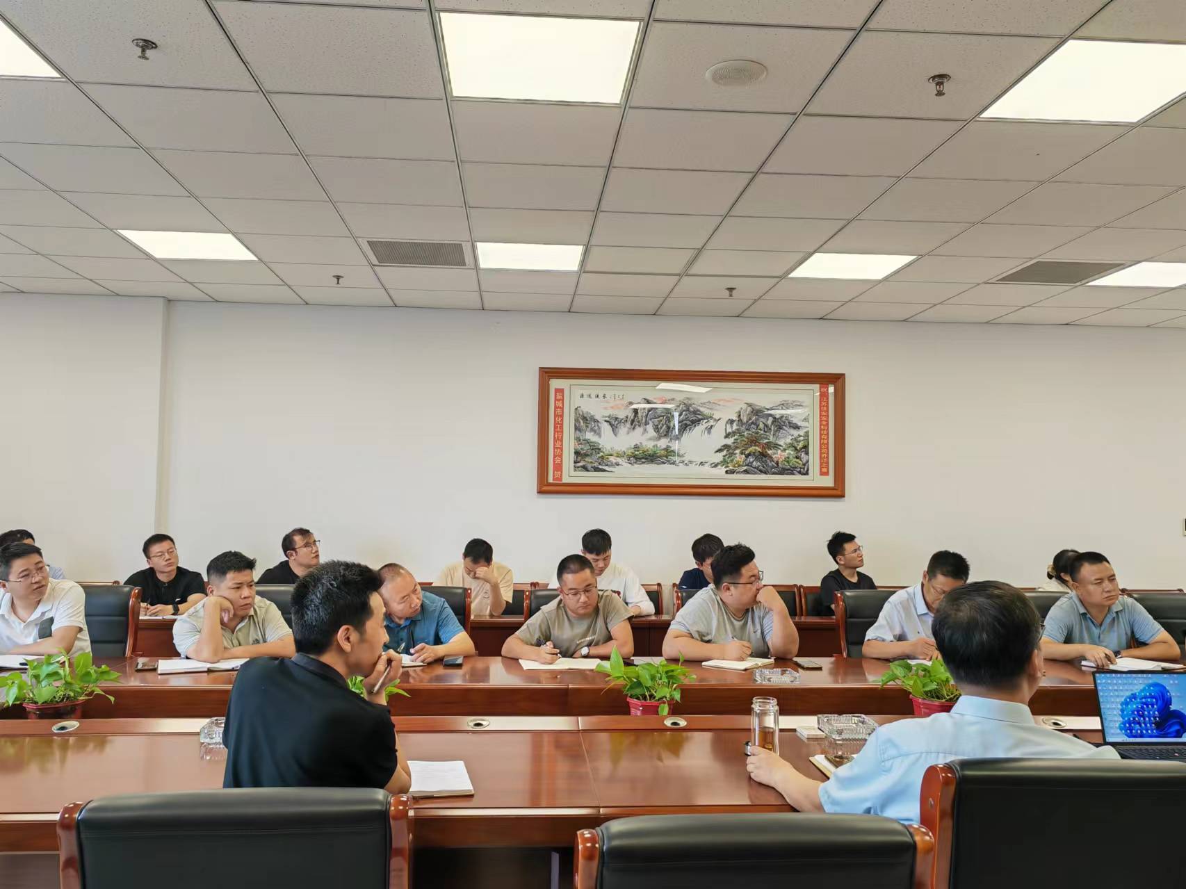 1722069224293498.jpg 6343ad3fb097dc7d4c926ff6982ee2e.jpg